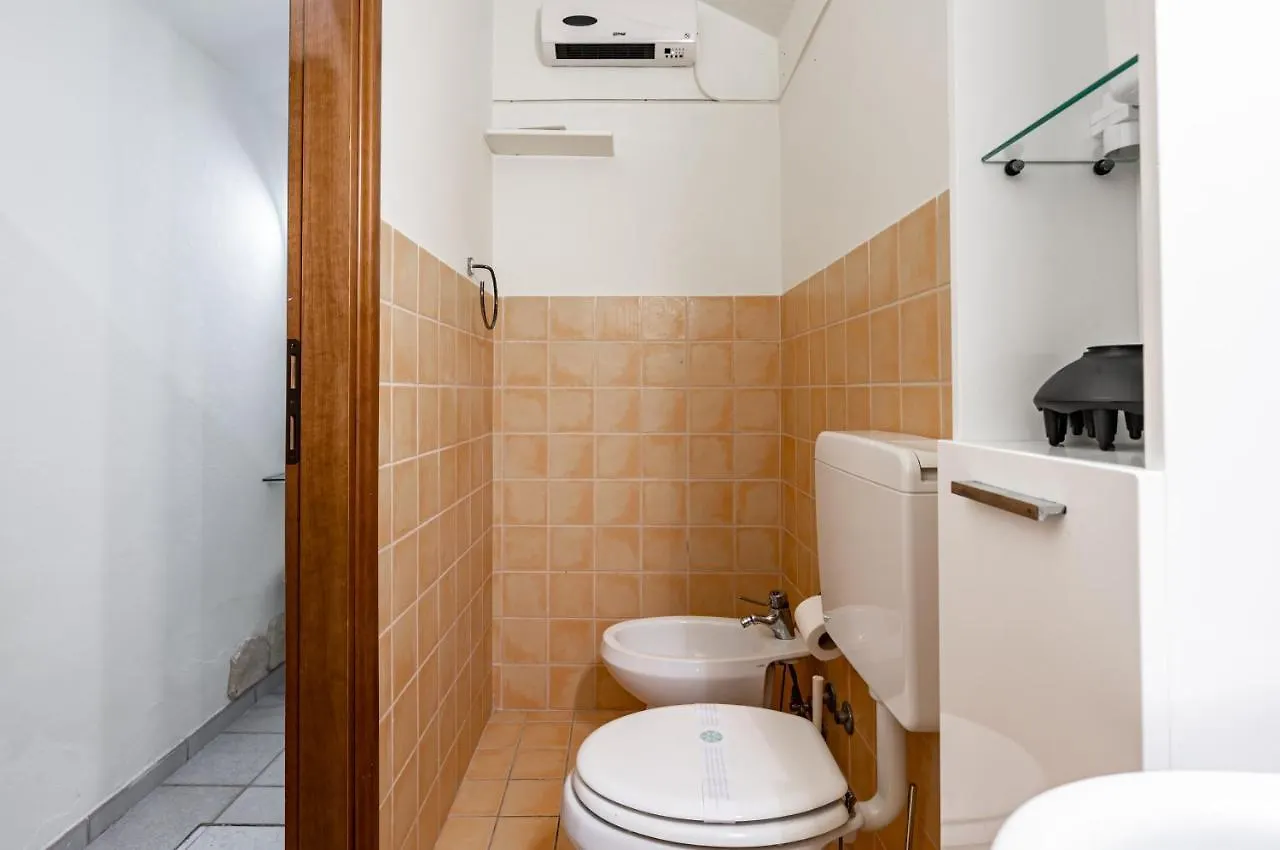 University And San Marco Cozy Apartment Firenze